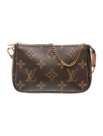 LV Monogram Pochette