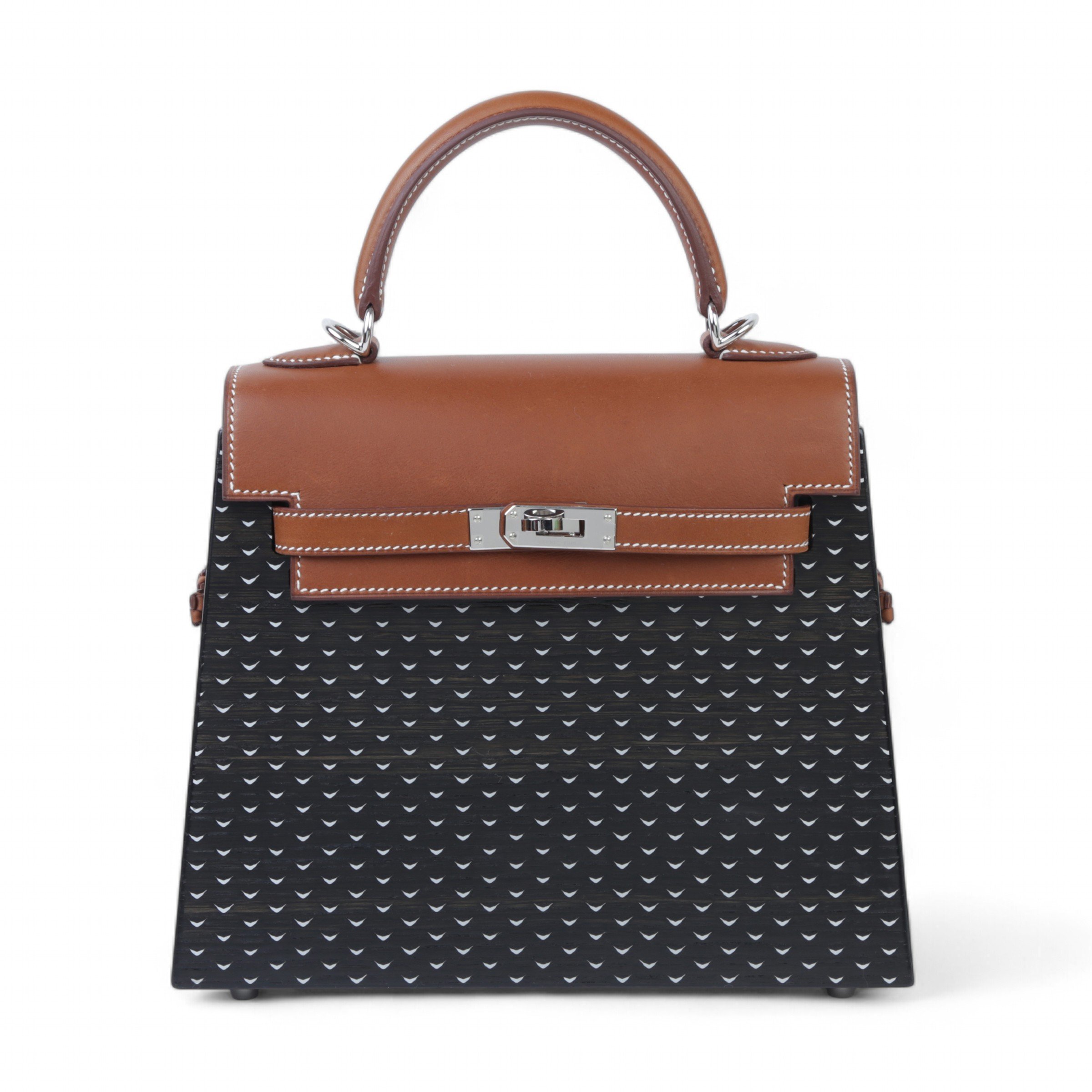 Excellent ( Rank SA ) HERMÈS Limited Edition Kelly Wood 22 Black (89) Barenia Palladium hardware Y (2020)
