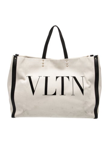 Rockstud Weekender Bag
