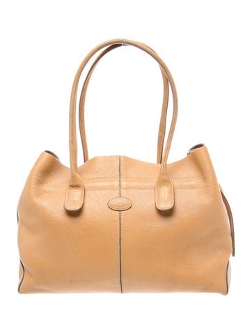 Tod's Leather Shoulder Bag