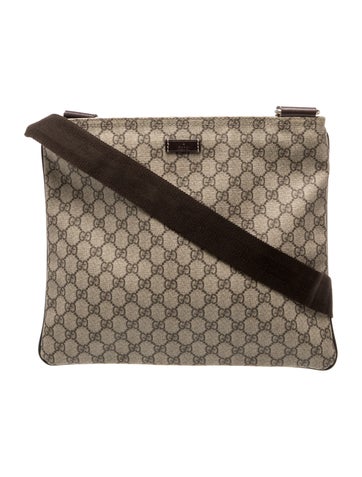 GG Supreme Shoulder Bag