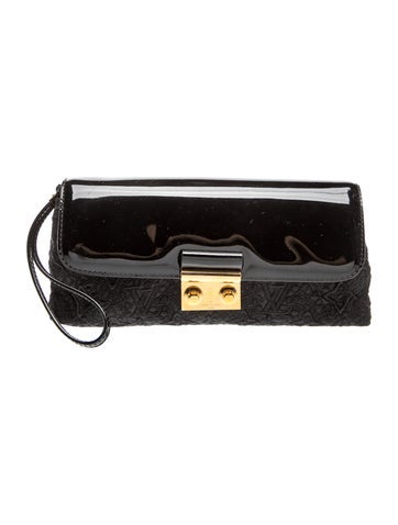 LV Monogram Dentelle Pochette