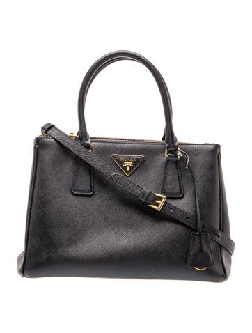 Saffiano Leather Galleria Double Zip Small