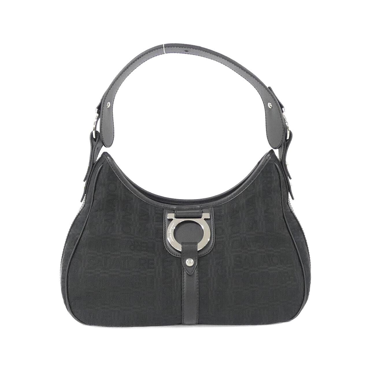 Salvatore Ferragamo 21 6843 Shoulder Bag