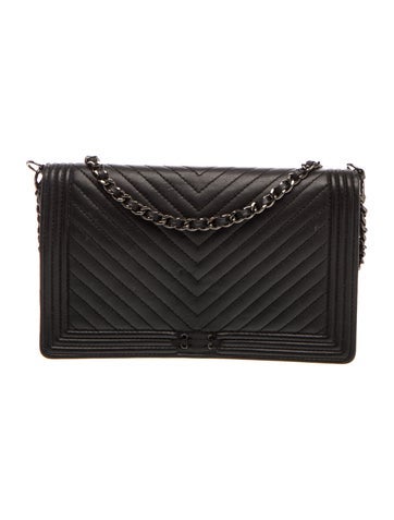 Chevron Boy Clutch w/ Chain