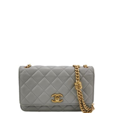 Lambskin Cc Pearl Crush Wallet On Chain