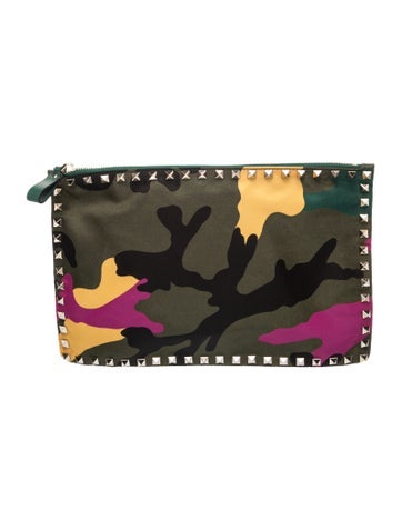 Rockstud Clutch w/ Tags