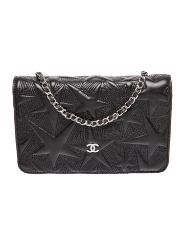 Star Embossed Wallet On Chain