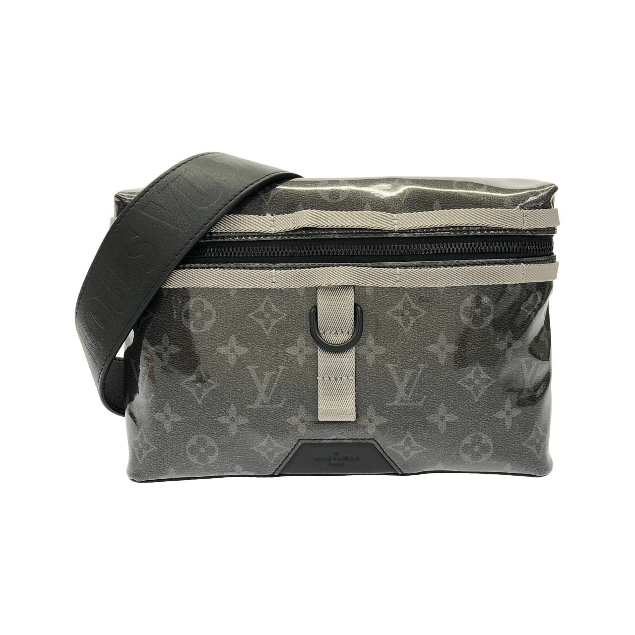 Louis Vuitton Monogram Eclipse Glaze Messenger PM Shoulder Bag M52...