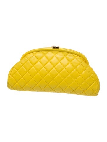 Quilted Timeless Clutch