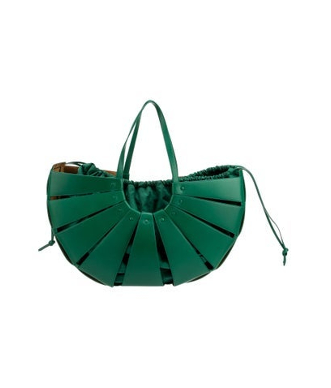 Bottega Veneta Veneta Leather Shell Large