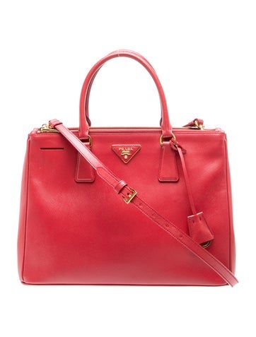 Saffiano Leather Galleria Double Zip