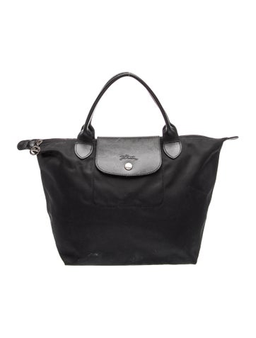 Signature Top Handle Bag Medium