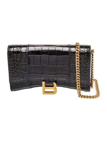 Embossed Leather Hourglass Wallet On Chain 2023
