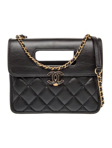 Graphic Catch Flap Bag