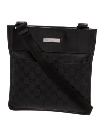 GG Canvas Messenger Bag