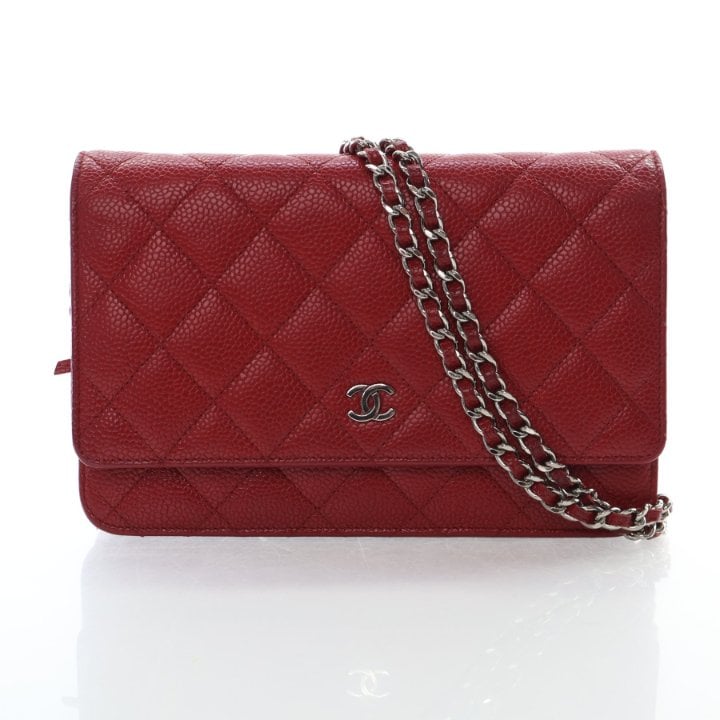 Chanel Caviar Wallet On Chain (WOC)