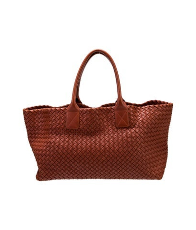 Bottega Veneta Veneta Intrecciato Cabat Medium