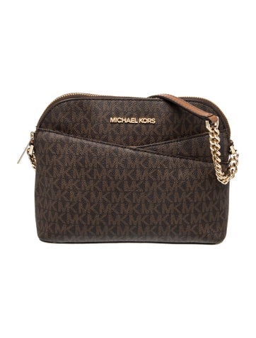 Signature Shoulder Bag