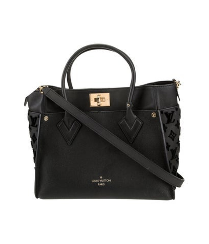 Louis Vuitton Vuitton Tuffetage On My Side Mm