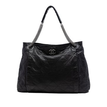 Lambskin CC Quilted Lambskin Chain Shopping Tote