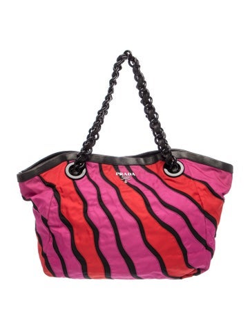 Tessuto Nylon Shoulder Bag
