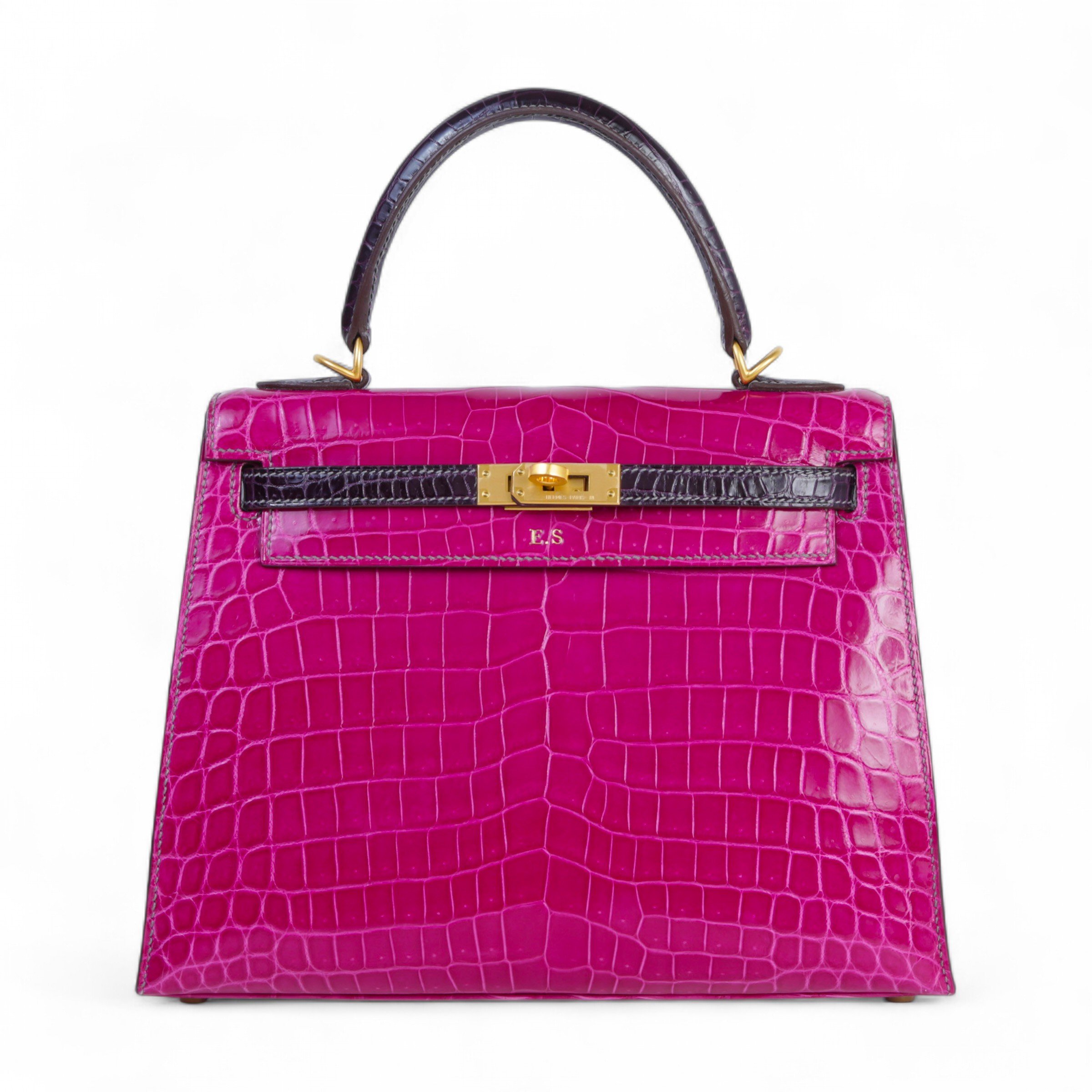 Hermes Very Good ( Rank A) HERMÈS Special Order Kelly 25 Sellier Rose Scheherazade (J5) Aubergine (3V) Shiny Niloticus Crocodile Brushed Gold hardware C (2018)