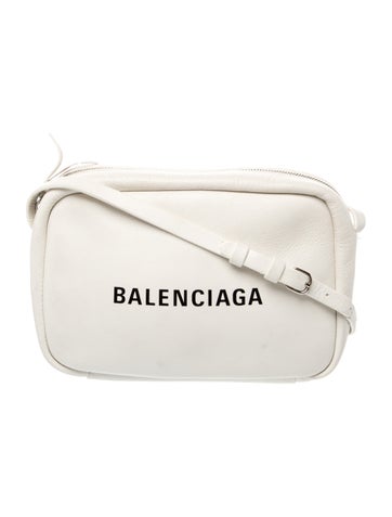 Balenciaga Signature Crossbody Bag Medium