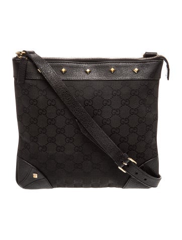 GG Canvas Shoulder Bag