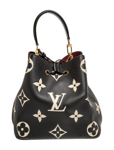 Louis Vuitton Monogram Giant Néonoé MM