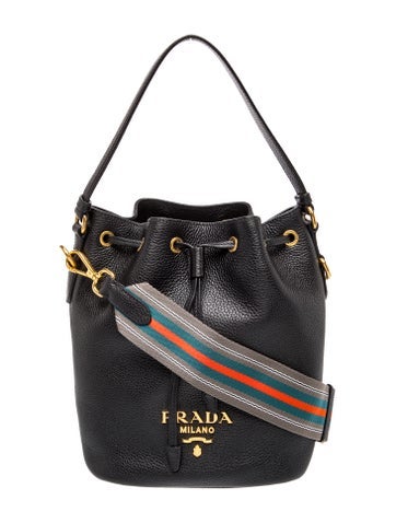 Vitello Daino Leather Bucket Bag