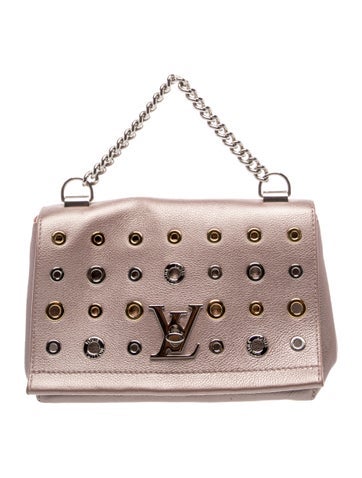 Taurillon Leather Lockme II