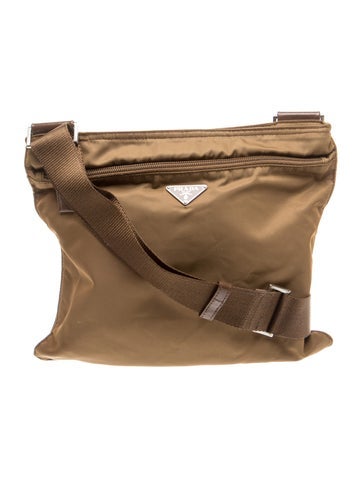 Vela Nylon Nylon Messenger Bag