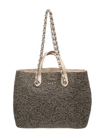Raffia Drawstring Tote