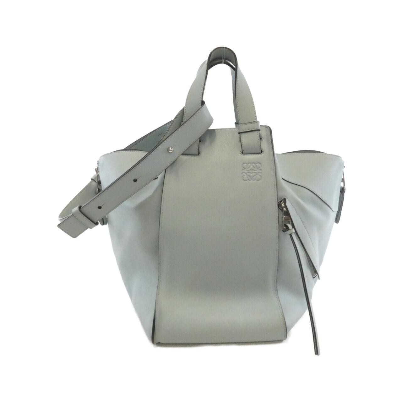 Loewe Loewe Hammock 387 30 N27 Shoulder Bag