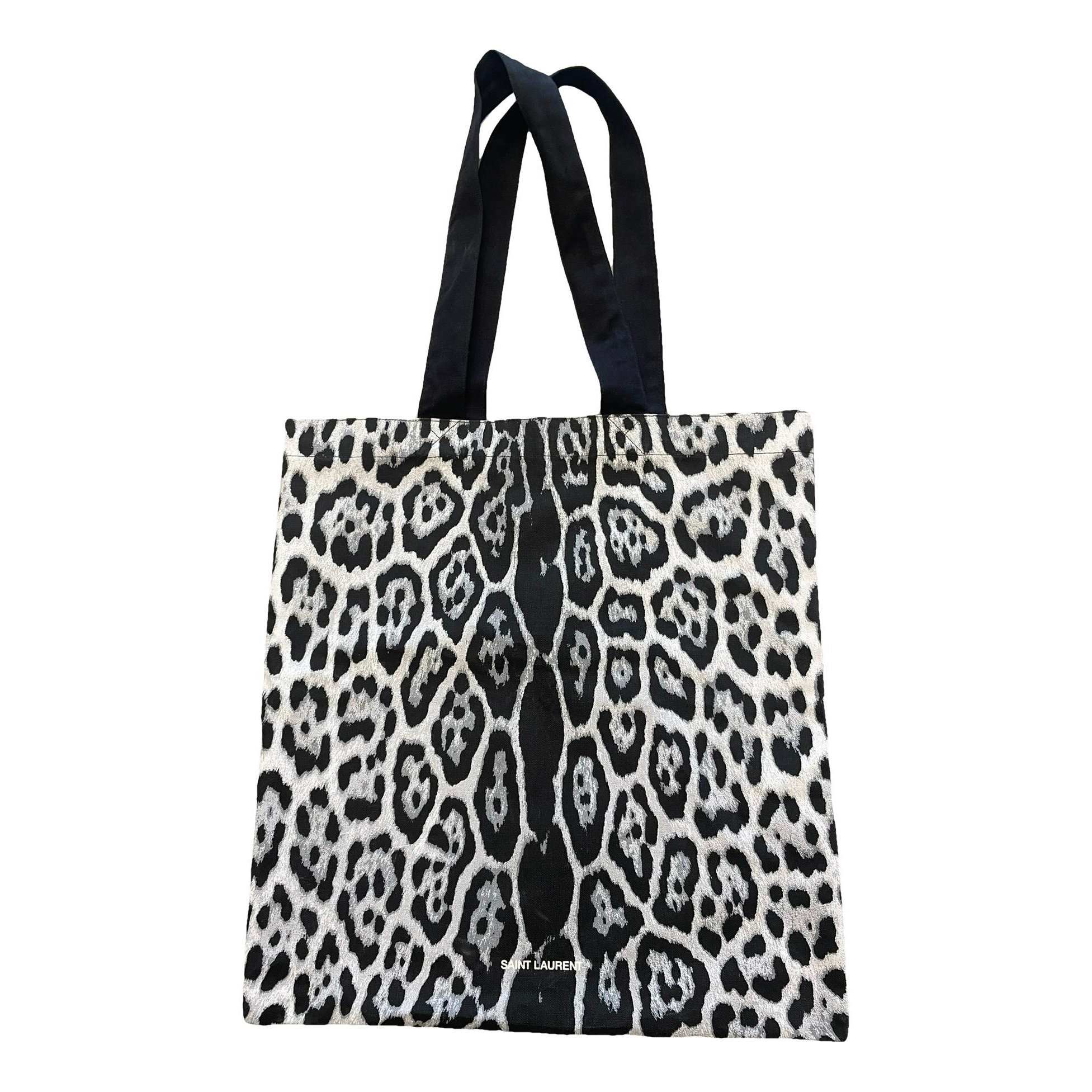 Cloth tote