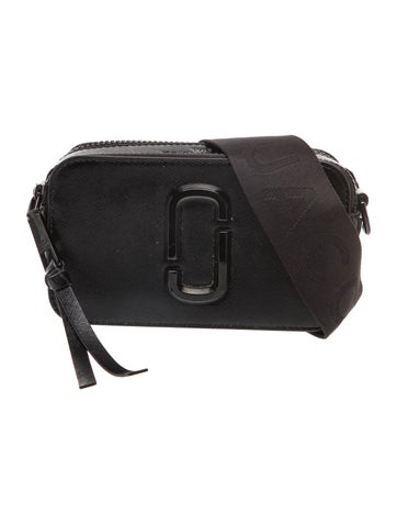 Signature Shoulder Bag