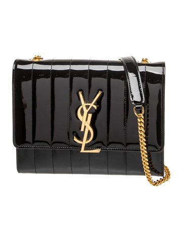 Signature Vicky