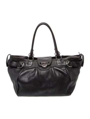 Signature Shoulder Bag