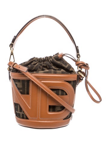 Zucca FF Step Out Bucket Bag 2023