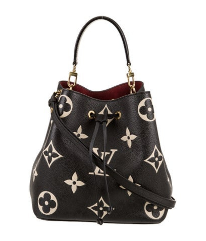 Louis Vuitton Vuitton Monogram Giant Neonoe