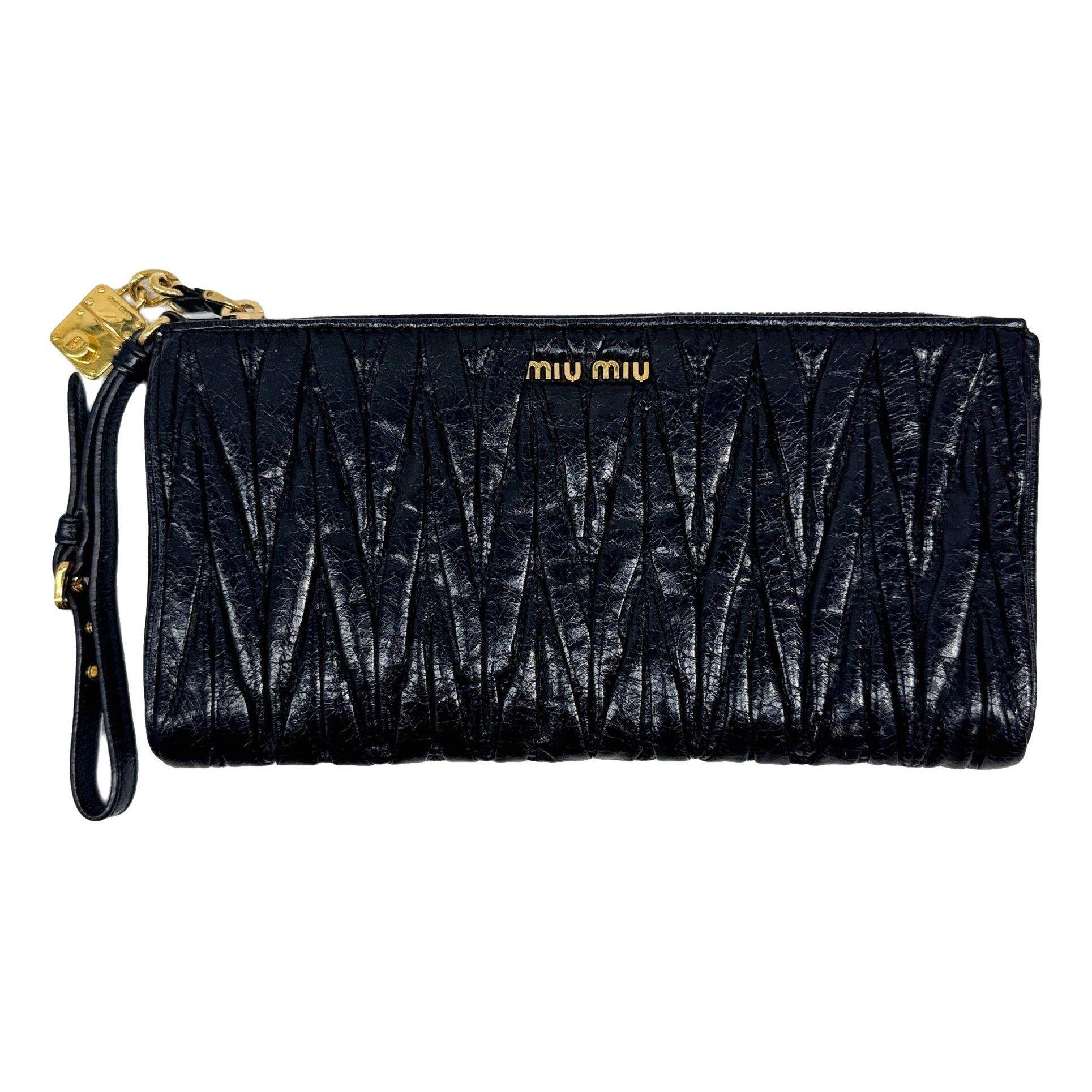 Leather clutch bag