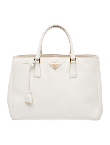 Saffiano Lux Leather Galleria Tote Large