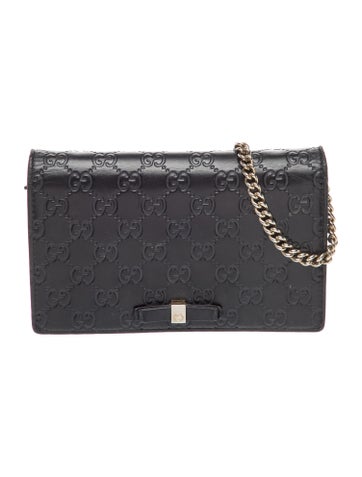 GG Signature Shoulder Bag