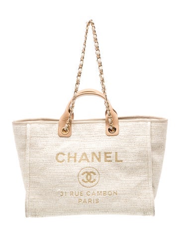 Medium Deauville Shopping Tote
