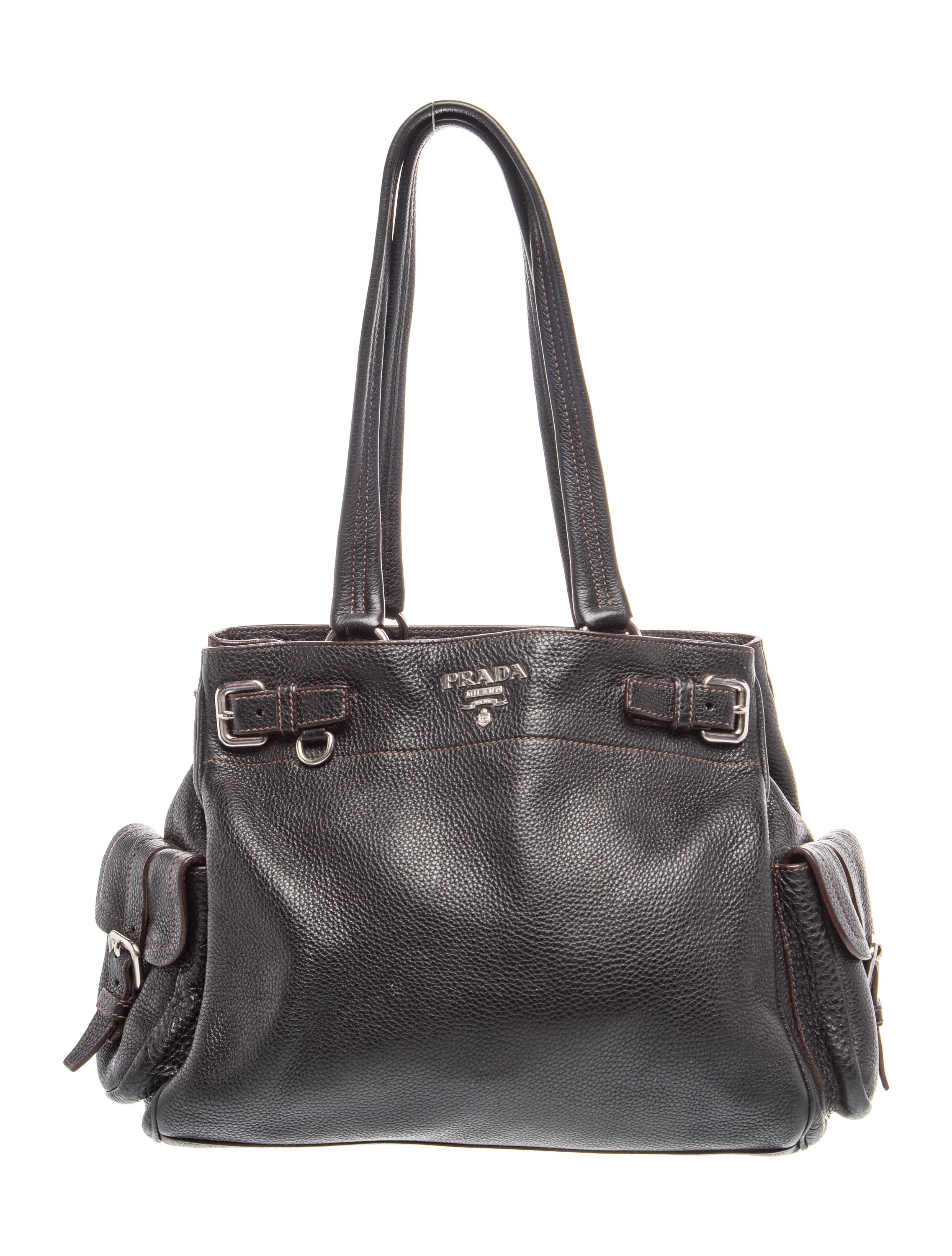 Vitello Daino Leather Shoulder Bag