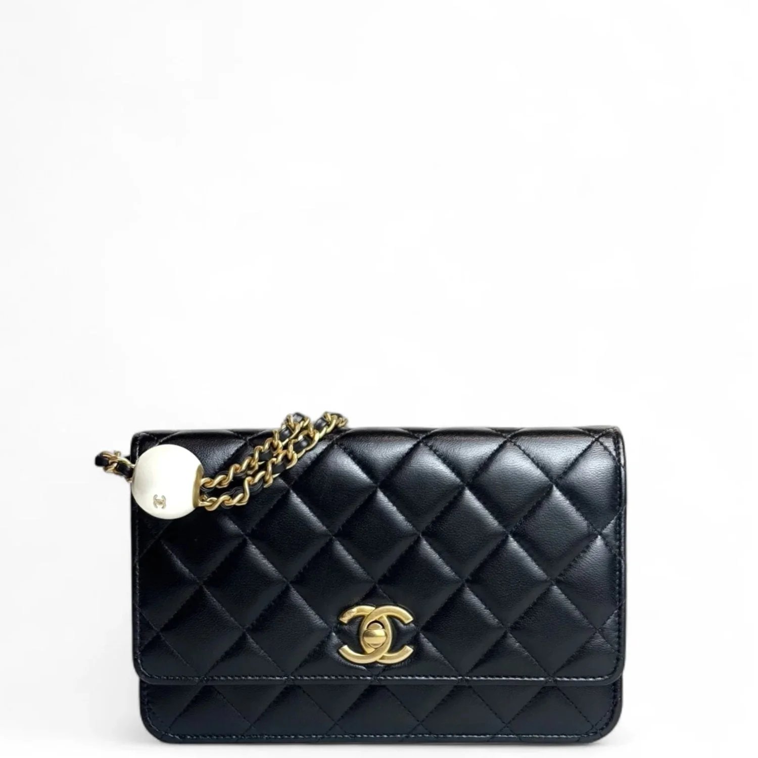 Lambskin Wallet On Chain