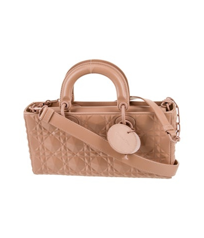 Dior Dior Cannage Lady Dior Medium 2022