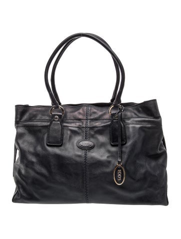Tod's Leather Shoulder Bag