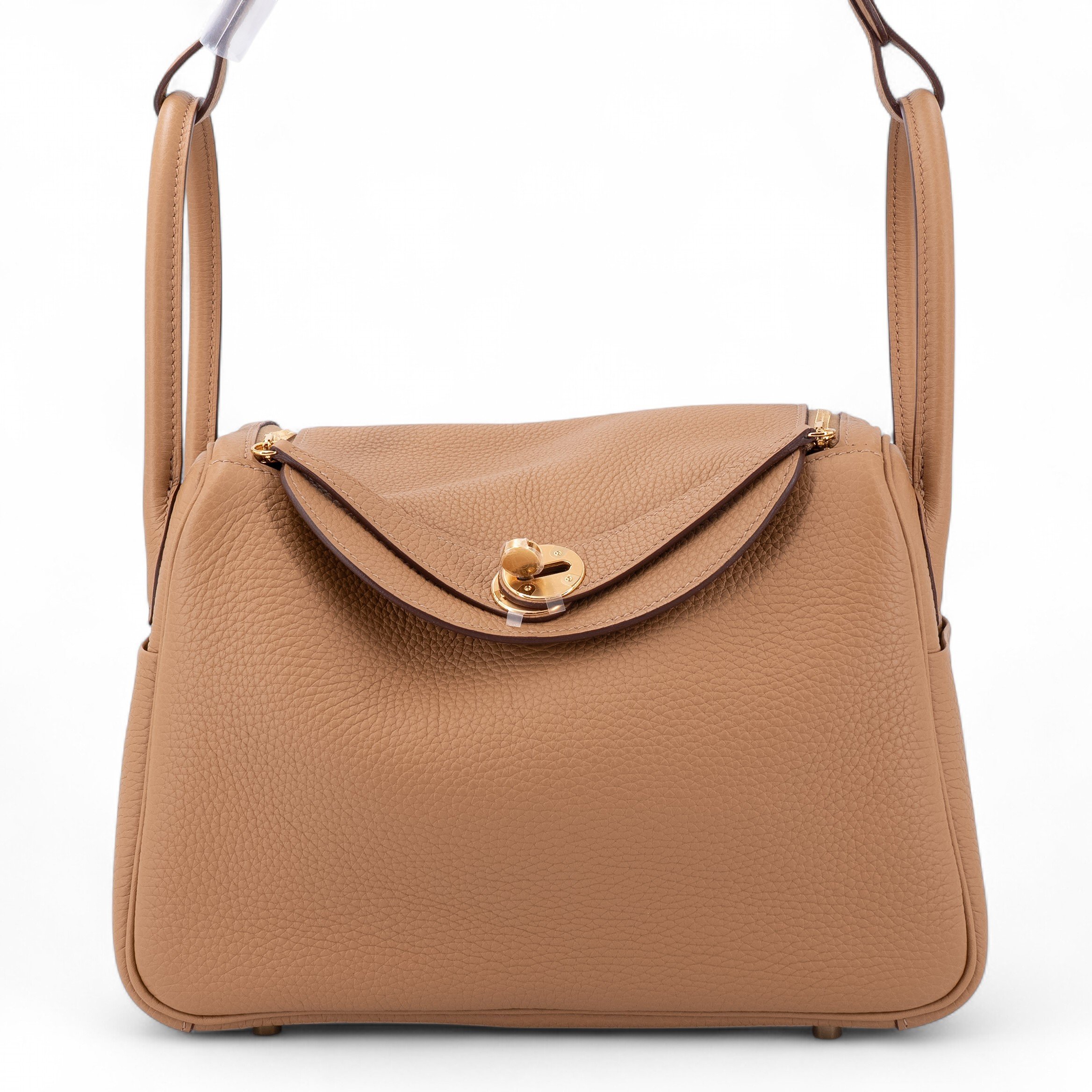 Hermes Unused ( Rank NS ) HERMÈS Lindy 26 Biscuit (4B) Clemence Gold hardware B (2023)